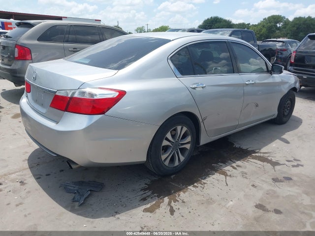 Honda k24w1 2014 1HGCR2F33EA188449 Image 4