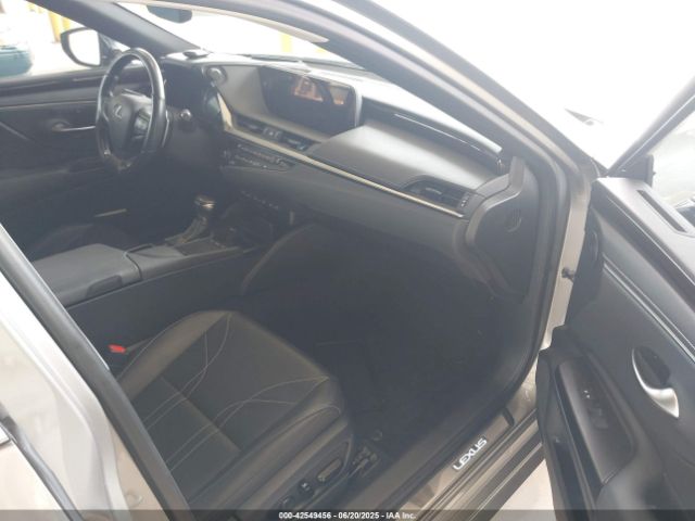 2019 LEXUS ES 350 JTHBZ1B1XK2004539 Photo 4