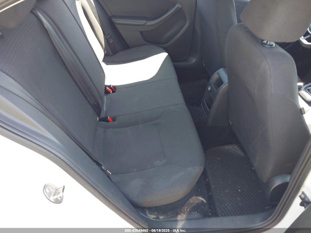 3VWLA7AJ2FM263491 Volkswagen Jetta