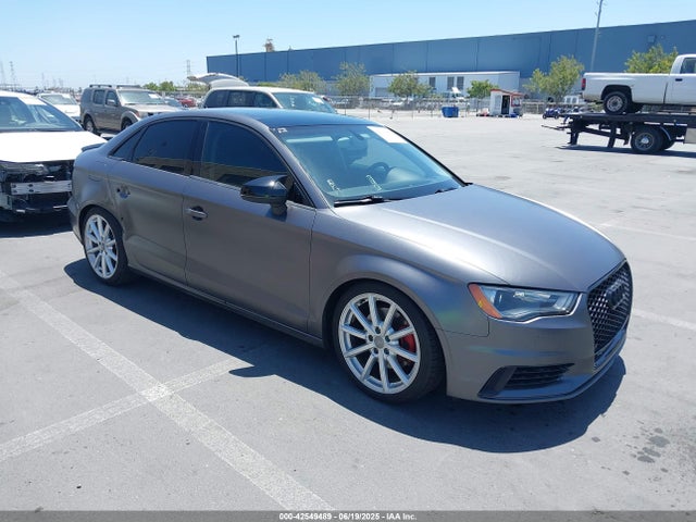 2015 AUDI A3 WAUBFGFF3F1134433 Photo 0