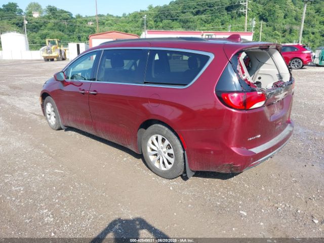 2019 CHRYSLER PACIFICA 2C4RC1FG0KR507076 Photo 2