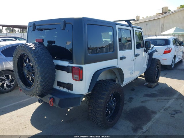 1C4HJWDG1FL528681 Jeep 2015