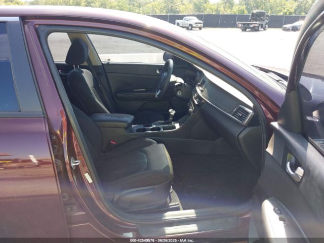 2017 KIA OPTIMA 5XXGT4L35HG139344 Photo 4