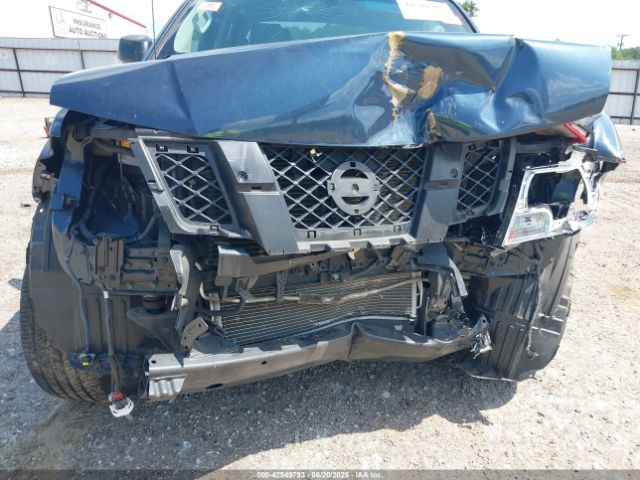 1N6DD0ER3HN720045 Nissan 2017