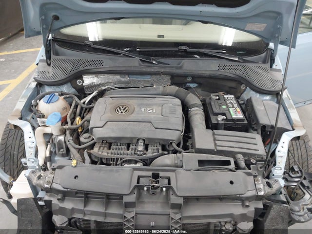 Volkswagen Beetle 2014 3VWJ17ATXEM663919 Image 10