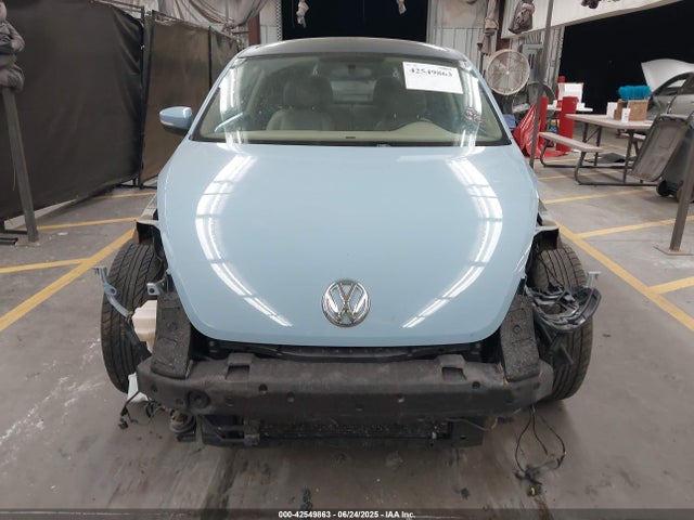 Volkswagen Beetle 2014 3VWJ17ATXEM663919 Image 13