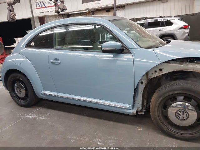 Volkswagen Beetle 2014 3VWJ17ATXEM663919 Image 14