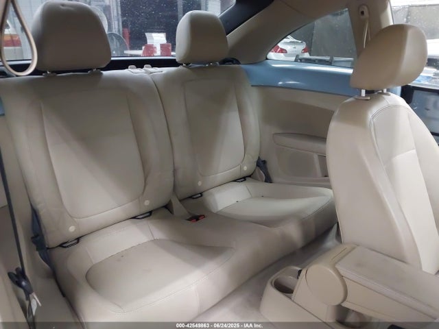 Volkswagen Beetle 2014 3VWJ17ATXEM663919 Image 8