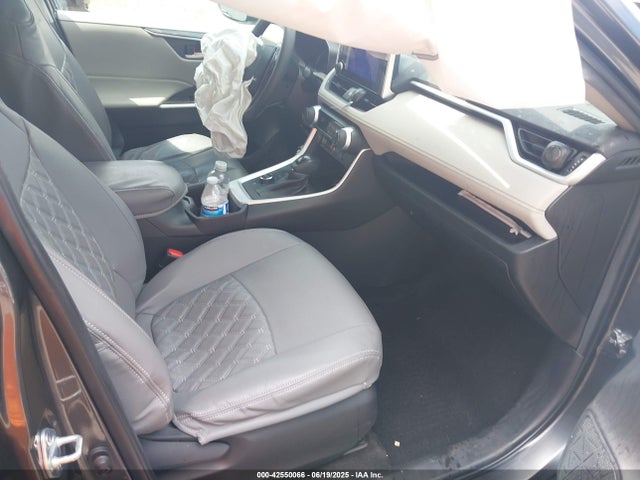 4T3RWRFV8RU111725 Toyota a25a-fxs