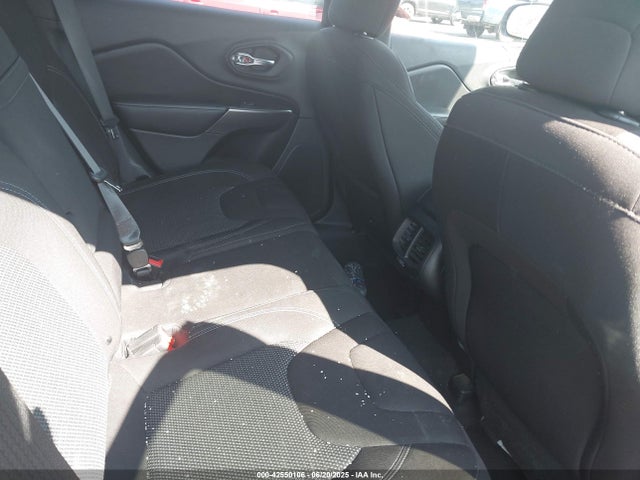 1C4PJLCX6KD380768 Jeep Cherokee