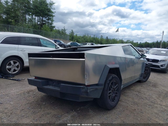 2024 TESLA CYBERTRUCK 7G2CEHED3RA046908 Photo 3