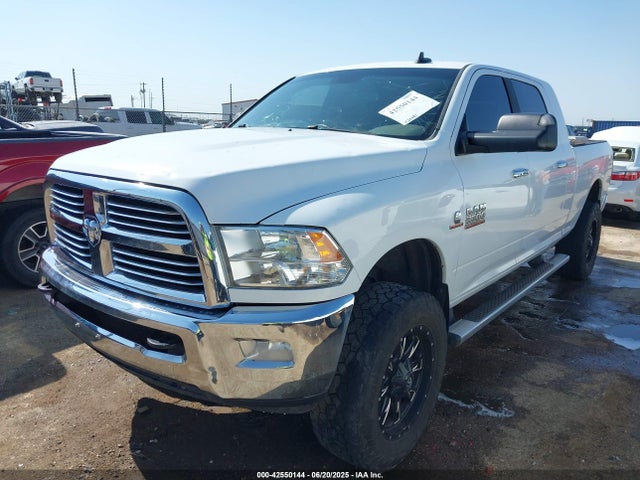 RAM 2015 2015 3C6UR5ML3FG674244 Image 2