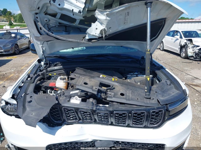 1C4RJKEG4P8806327 Jeep GRAND CHEROKEE L