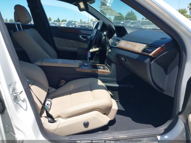 2011 MERCEDES-BENZ E 350 WDDHF5GB2BA447647 Photo 4