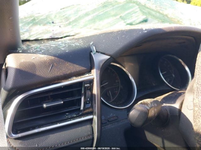 2018 TOYOTA CAMRY 4T1B11HK9JU600040 Photo 6