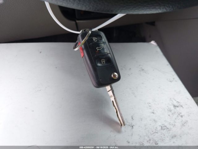 2015 VOLKSWAGEN PASSAT 1VWAT7A33FC060887 Photo 10