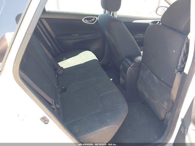 3N1AB7APXFY375835 Nissan Sentra