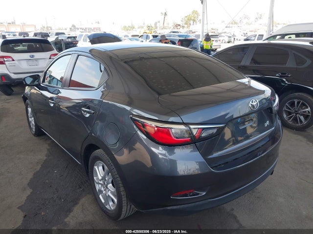 3MYDLBYV4JY314456 Toyota p5v