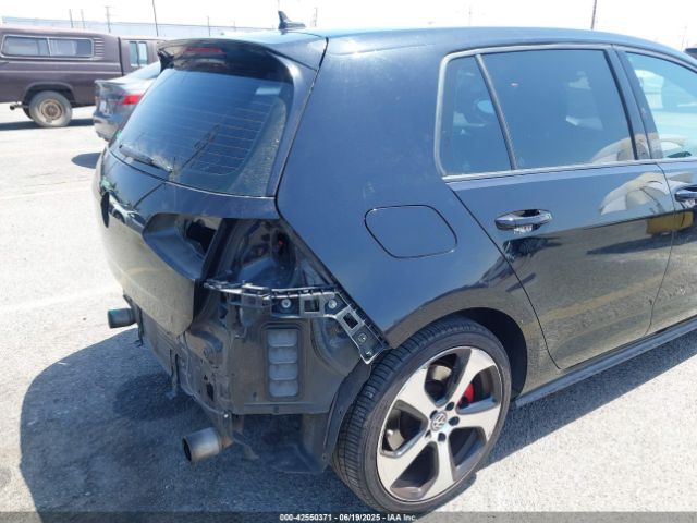 3VW447AUXFM104613 Volkswagen 2015