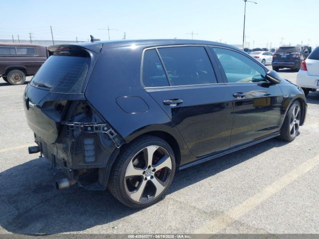 3VW447AUXFM104613 Volkswagen 2015