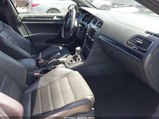 3VW447AUXFM104613 Volkswagen 2015