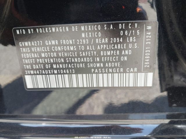 3VW447AUXFM104613 Volkswagen 2015