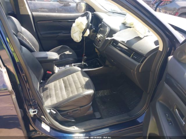 2019 MITSUBISHI OUTLANDER JA4AZ3A3XKZ009852 Photo 4