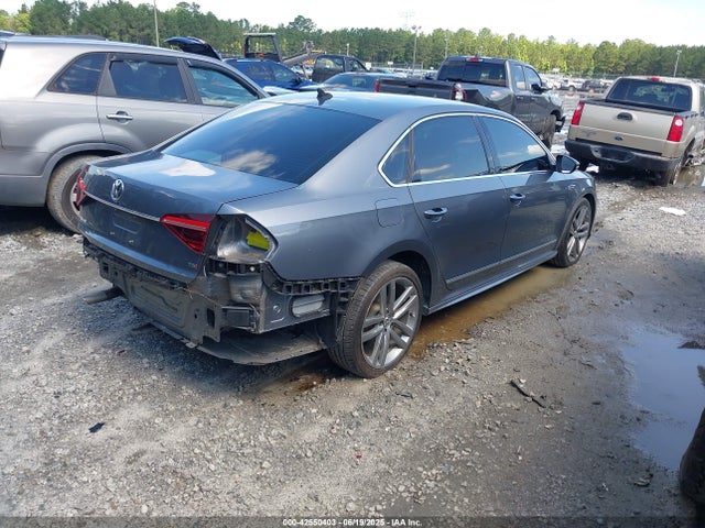 1VWDT7A3XHC050311 Volkswagen 1.8 tsi