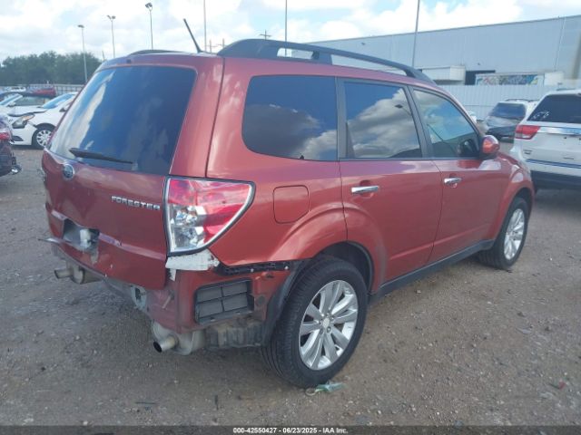 2011 SUBARU FORESTER JF2SHBCC6BH767134 Photo 3