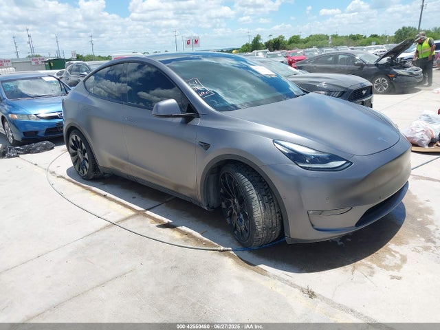 2021 TESLA MODEL Y 5YJYGDEF4MF189438 Photo 0