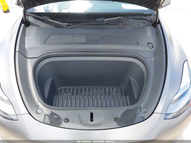 2021 TESLA MODEL Y 5YJYGDEF4MF189438 Photo 9