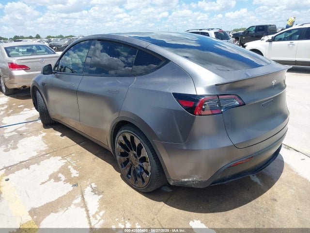 2021 TESLA MODEL Y 5YJYGDEF4MF189438 Photo 2