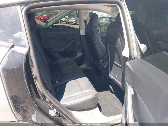 2021 TESLA MODEL Y 5YJYGDEF4MF189438 Photo 7