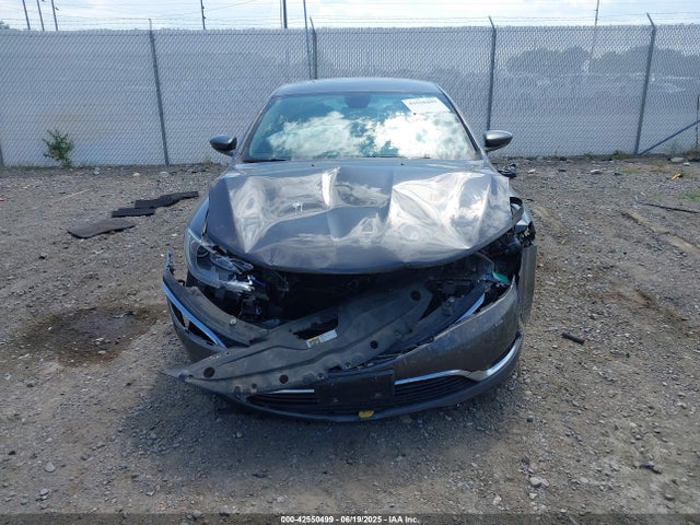 1C3CCCABXFN602359 Chrysler 200