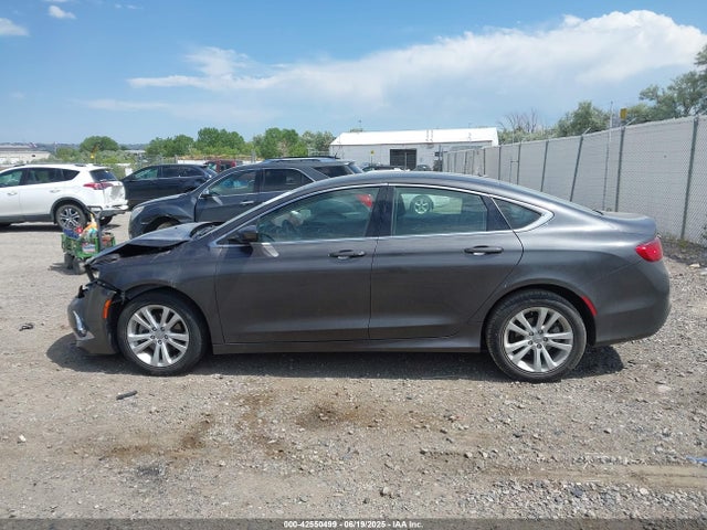 1C3CCCABXFN602359 Chrysler 200