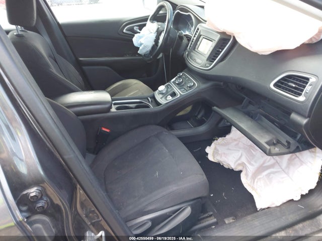 1C3CCCABXFN602359 Chrysler 200
