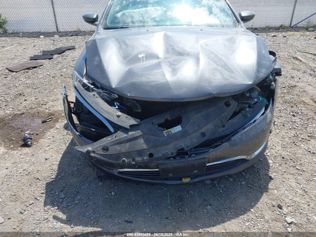 1C3CCCABXFN602359 Chrysler 200