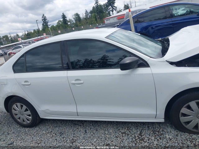 3VW2K7AJ9FM402539 Volkswagen 2015