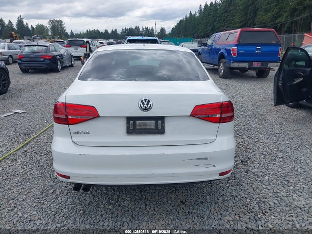 3VW2K7AJ9FM402539 Volkswagen 2015