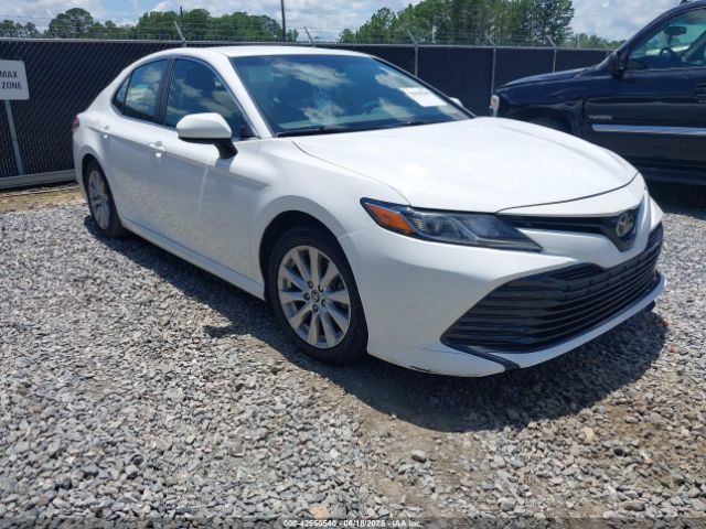 2018 TOYOTA CAMRY 4T1B11HK3JU043982