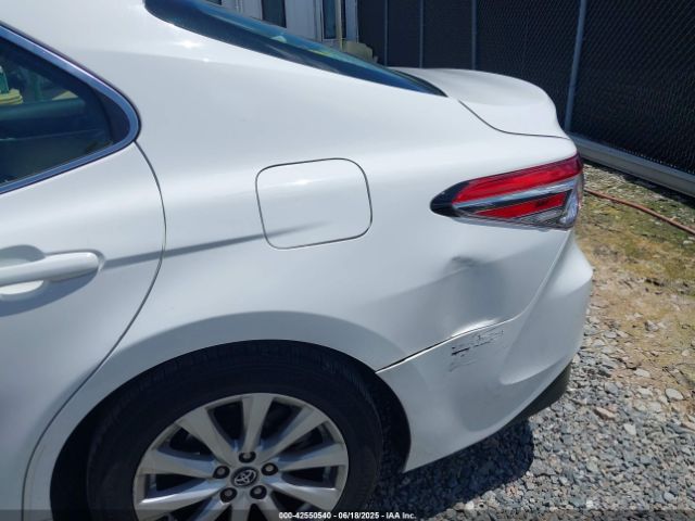 2018 TOYOTA CAMRY 4T1B11HK3JU043982 Photo 5