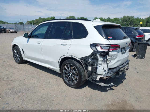 BMW X5 2022 5UXCR6C02N9M75152 Image 3