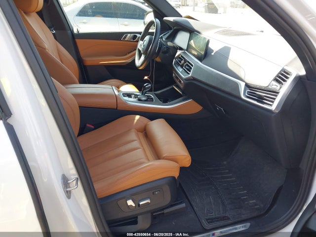 BMW X5 2022 5UXCR6C02N9M75152 Image 5