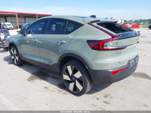 2023 VOLVO C40 RECHARGE PURE ELECTRIC YV4ED3GM5P2043216 Photo 2