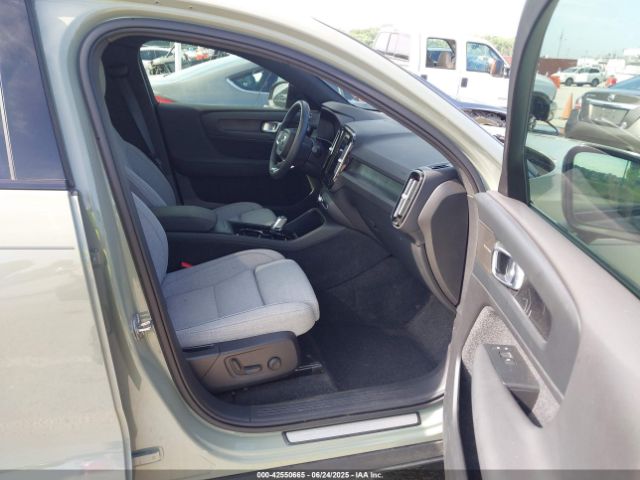 2023 VOLVO C40 RECHARGE PURE ELECTRIC YV4ED3GM5P2043216 Photo 4