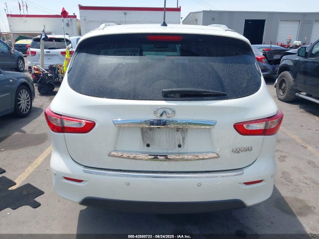 Infiniti 2015 2015 5N1AL0MMXFC520864 Image 17