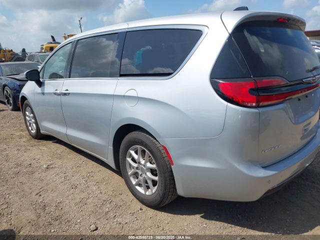 2023 CHRYSLER PACIFICA 2C4RC1BG7PR624229 Photo 2