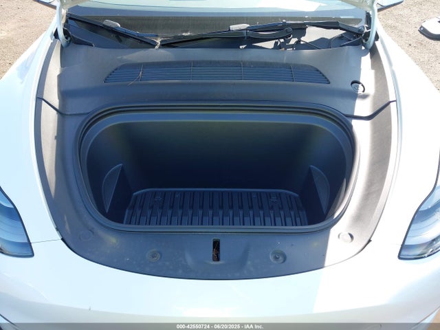 2023 TESLA MODEL Y 7SAYGDEE3PF703763 Photo 9