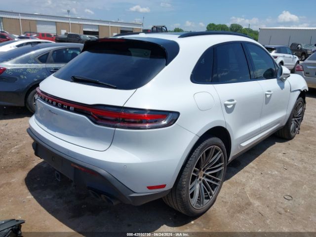 2024 PORSCHE MACAN WP1AA2A53RLB05326 Photo 3