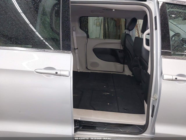 Продажа на аукционе авто 2024 Chrysler Pacifica Touring L, vin: 2C4RC1BG2RR162875, номер лота: 42550758